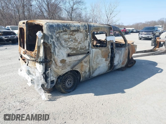 2019 Ram ProMaster City Cargo Tradesman z VIN ZFBHRFAB9K6M60224, wystawiony jako IAAI lot #39210596 z przebiegiem 65 672 mil mil oraz . Historia ofert i sprzedaży dostępna na DreamBid. Obrazek 4.