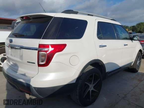 2013 Ford Explorer XLT z VIN 1FM5K7D81DGB99030, wystawiony jako IAAI lot #42783086 z przebiegiem 159 299 mil mil oraz . Historia ofert i sprzedaży dostępna na DreamBid. Obrazek 4.