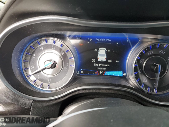 2016 Chrysler 300 Anniversary Edition with VIN 2C3CCARG0GH208612, listed as a Copart auction lot 89275815 with 111,553 mi miles and Clean Title. Bid and sale history available at DreamBid. Image 9.