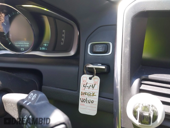 2014 Volvo XC60 R-Design Premier Plus with VIN YV4902DZ8E2545061, listed as a IAAI auction lot 42071863 with 90,718 mi miles and . Bid and sale history available at DreamBid. Image 11.