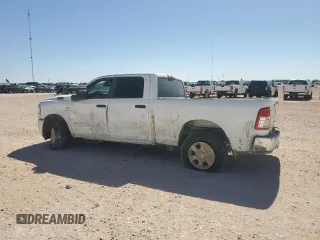 2024 Ram 2500 Big Horn z VIN 3C6UR5DL6RG156245, wystawiony jako Copart lot #51162525 z przebiegiem 46 743 mil mil oraz Szkoda całkowita • Salvage title. Historia ofert i sprzedaży dostępna na DreamBid. Obrazek 2.