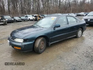 1996 Honda Accord EX with VIN 1HGCD565XTA276994, listed as a Copart auction lot 44344115 with 221,926 mi miles and Salvage Title. Bid and sale history available at DreamBid. Image 1.