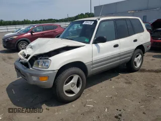 2000 Toyota RAV4 z VIN JT3HP10V1Y0228184, wystawiony jako Copart lot #59844705 z przebiegiem 267 114 mil mil oraz Szkoda całkowita • Salvage title. Historia ofert i sprzedaży dostępna na DreamBid. Obrazek 1.
