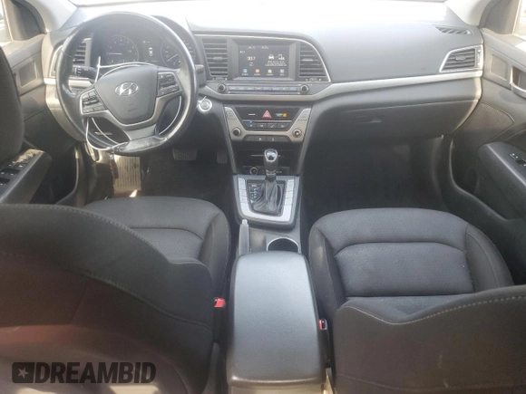2018 Hyundai Elantra SEL z VIN KMHD84LF5JU456471, wystawiony jako Copart lot #60961095 z przebiegiem 142 231 mil mil oraz Czysty tytuł • Clean title. Historia ofert i sprzedaży dostępna na DreamBid. Obrazek 8.