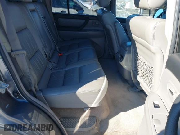 2007 Toyota Land Cruiser with VIN JTEHT05J372107212, listed as a IAAI auction lot 41281746 with 136,460 mi miles. Bid and sale history available at carsss.com. Image 8.
