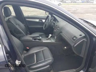 2008 Mercedes-Benz C 300 Sport with VIN WDDGF81X68F129656, listed as a IAAI auction lot 42528727 with 212,517 mi miles and . Bid and sale history available at DreamBid. Image 5.