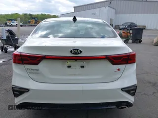 2019 Kia Forte S with VIN 3KPF34AD3KE124249, listed as a IAAI auction lot 41986218 with 40,164 mi miles. Bid and sale history available at carsss.com. Image 16.