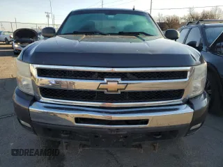 2010 Chevrolet Silverado 1500 LT with VIN 1GCSKSE32AZ287985, listed as a Copart auction lot 50831705 with 276,968 mi miles and Clean Title. Bid and sale history available at carsss.com. Image 5.