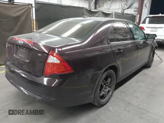 2011 Ford Fusion SE with VIN 3FAHP0HA3BR345933, listed as a IAAI auction lot 42008980 with 147,076 mi miles. Bid and sale history available at carsss.com. Image 4.