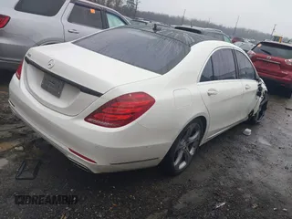 2014 Mercedes-Benz S-Class S 550 with VIN WDDUG8CBXEA052428, listed as a IAAI auction lot 41132291 with 1 mi miles. Bid and sale history available at carsss.com. Image 4.