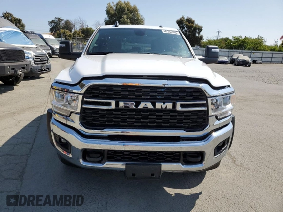 2023 Ram 2500 Big Horn with VIN 3C6UR5JL9PG600980, listed as a Copart auction lot 60294395 with 2,545 mi miles and Clean title. Bid and sale history available at DreamBid. Image 5.