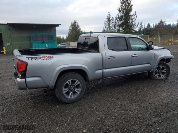 2019 Toyota Tacoma 4WD SR5 with VIN 3TMDZ5BN5KM072440, listed as a Copart auction lot 49184895 with 33,788 mi miles and Salvage Title. Bid and sale history available at carsss.com. Image 3.