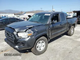 2022 Toyota Tacoma SR z VIN 3TYSX5EN8NT016817, wystawiony jako Copart lot #61583825 z przebiegiem 52 825 mil mil oraz Szkoda całkowita • Salvage title. Historia ofert i sprzedaży dostępna na DreamBid. Obrazek 1.