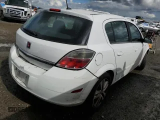2008 Saturn Astra XR z VIN W08AT671785077484, wystawiony jako Copart lot #43970774 z przebiegiem 67 701 mil mil oraz Szkody całkowita. Historia ofert i sprzedaży dostępna na DreamBid. Obrazek 3.