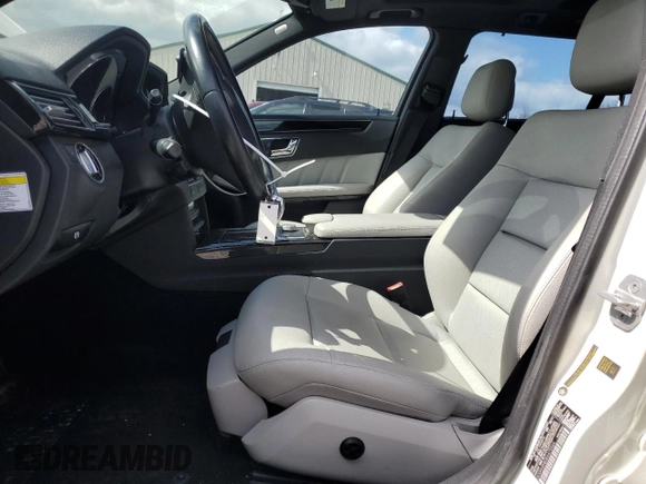 2011 Mercedes-Benz E 350 Luxury with VIN WDDHH8HB3BA475564, listed as a Copart auction lot 51322625 with 94,070 mi miles and Salvage Title. Bid and sale history available at DreamBid. Image 7.