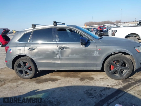 2014 Audi Q5 Premium Plus z VIN WA1DGAFP0EA034930, wystawiony jako IAAI lot #41791373 z przebiegiem 124 436 mil mil oraz . Historia ofert i sprzedaży dostępna na DreamBid. Obrazek 13.