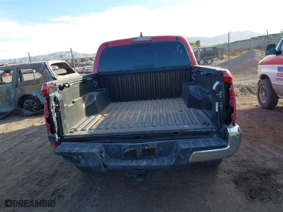 2020 Toyota Tacoma 2WD SR5 with VIN 3TMAZ5CN9LM131122, listed as a IAAI auction lot 40914364 with 1 mi miles. Bid and sale history available at carsss.com. Image 15.