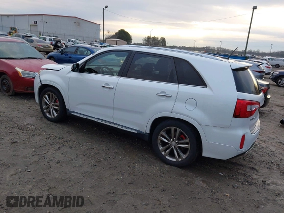 2014 Kia Sorento SX with VIN 5XYKW4A70EG451120, listed as a IAAI auction lot 41309727 with 106,262 mi miles. Bid and sale history available at carsss.com. Image 3.