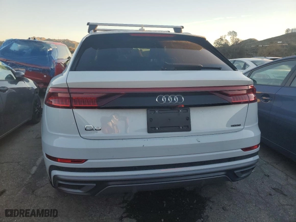 2022 Audi Q8 Premium Plus with VIN WA1EVBF16ND030858, listed as a Copart auction lot 39587974 with 19,981 mi miles. Bid and sale history available at carsss.com. Image 6.