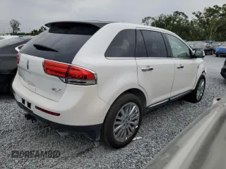 2011 Lincoln MKX with VIN 2LMDJ6JK6BBJ02700, listed as a Copart auction lot 51519635 with 184,446 mi miles and Salvage Title. Bid and sale history available at carsss.com. Image 3.