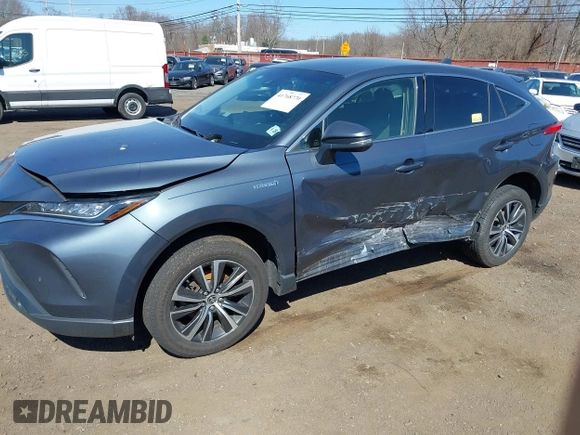 2021 Toyota Venza LE with VIN JTEAAAAH2MJ002520, listed as a IAAI auction lot 41768770 with 147,673 mi miles and . Bid and sale history available at carsss.com. Image 19.