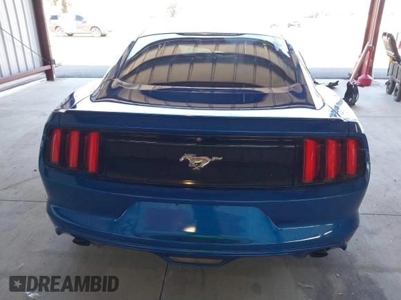 2017 Ford Mustang EcoBoost z VIN 1FA6P8TH1H5239681, wystawiony jako IAAI lot #39953332 z przebiegiem 102 035 mil mil oraz . Historia ofert i sprzedaży dostępna na DreamBid. Obrazek 16.