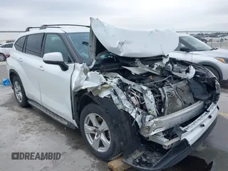 2022 Toyota Highlander L with VIN 5TDCZRAH8NS539983, listed as a IAAI auction lot 41588133 with 108,775 mi miles and . Bid and sale history available at DreamBid. Image 1.