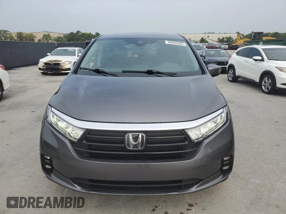 2024 Honda Odyssey Touring z VIN 5FNRL6H85RB016317, wystawiony jako Copart lot #59483565 z przebiegiem 17 351 mil mil oraz Nie do naprawy • Non repairable. Historia ofert i sprzedaży dostępna na DreamBid. Obrazek 5.
