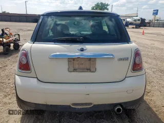 2010 MINI Hardtop with VIN WMWMF3C50ATZ61512, listed as a Copart auction lot 57819095 with 150,848 mi miles and Clean title. Bid and sale history available at DreamBid. Image 6.