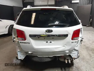 2013 Kia Sorento EX with VIN 5XYKUDA24DG321236, listed as a IAAI auction lot 41971501 with 88,673 mi miles. Bid and sale history available at carsss.com. Image 17.