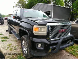 2015 GMC Sierra 2500HD Denali z VIN 1GT120E88FF522751, wystawiony jako IAAI lot #42125554 z przebiegiem 187 159 mil mil oraz . Historia ofert i sprzedaży dostępna na DreamBid. Obrazek 1.