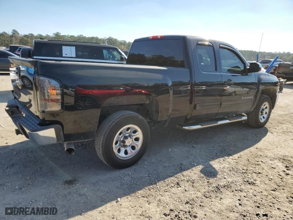 2013 Chevrolet Silverado 1500 LT with VIN 1GCRCSEA2DZ339145, listed as a Copart auction lot 83033554 with 187,619 mi miles and Salvage Title. Bid and sale history available at carsss.com. Image 3.