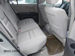 2003 Toyota Highlander z VIN JTEHF21A630127436, wystawiony jako IAAI lot #42098538 z przebiegiem 123 561 mil mil oraz . Historia ofert i sprzedaży dostępna na DreamBid. Obrazek 8.