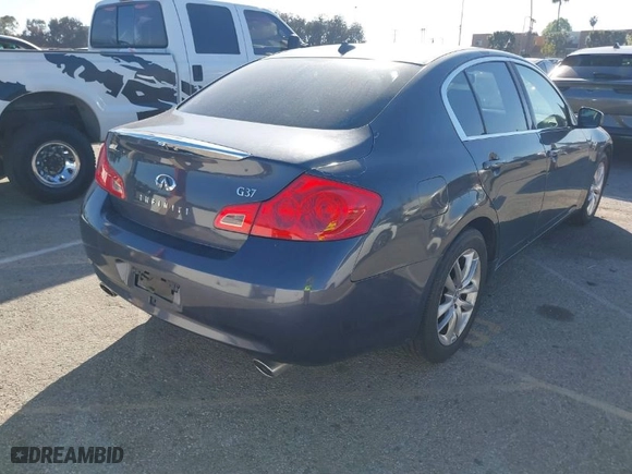 2009 Infiniti G37 Sedan Journey with VIN JNKCV61E59M309642, listed as a IAAI auction lot 41667985 with 165,237 mi miles. Bid and sale history available at carsss.com. Image 4.