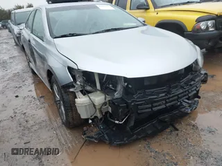 2015 Toyota Camry XLE with VIN 4T1BF1FK5FU925523, listed as a IAAI auction lot 41567775 with 159,086 mi miles. Bid and sale history available at carsss.com. Image 6.