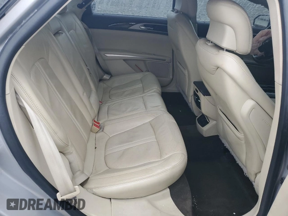 2013 Lincoln MKZ z VIN 3LN6L2GKXDR817613, wystawiony jako Copart lot #50604405 z przebiegiem Nie podano mil oraz Szkoda całkowita • Salvage title. Historia ofert i sprzedaży dostępna na DreamBid. Obrazek 10.