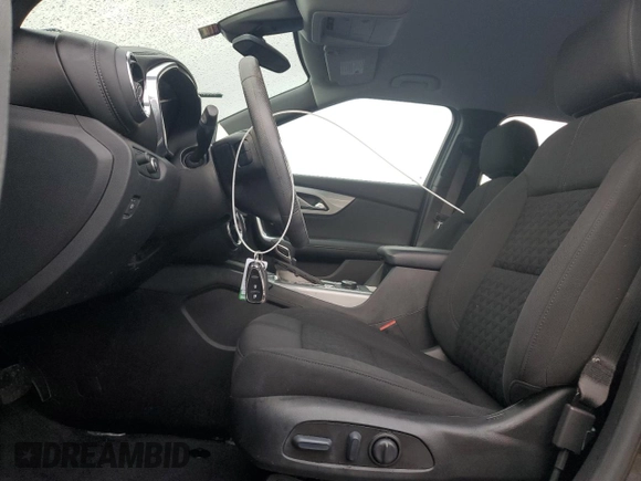 2022 Chevrolet Blazer LT z VIN 3GNKBCR42NS201643, wystawiony jako Copart lot #55244745 z przebiegiem Nie podano mil oraz Nie do naprawy • Non repairable. Historia ofert i sprzedaży dostępna na DreamBid. Obrazek 7.