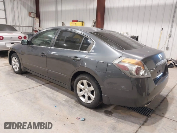 2009 Nissan Altima 2.5 S with VIN 1N4AL21E19N495686, listed as a IAAI auction lot 42158801 with 202,923 mi miles. Bid and sale history available at carsss.com. Image 3.
