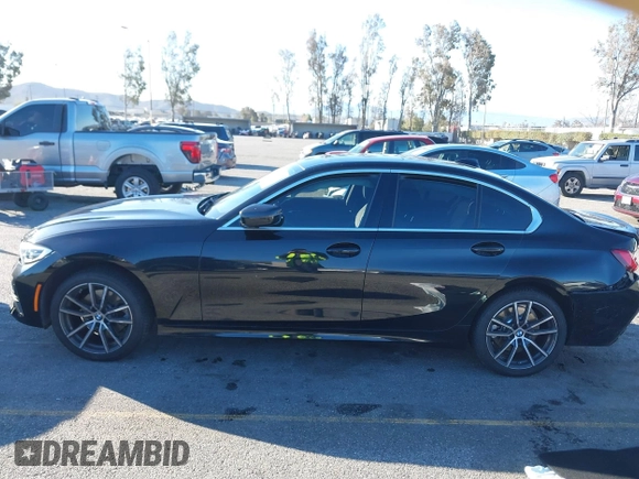 2021 BMW 3 Series 330i with VIN 3MW5R1J08M8B51760, listed as a IAAI auction lot 41605331 with 29,455 mi miles. Bid and sale history available at carsss.com. Image 14.