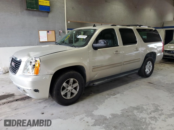 2011 GMC Yukon XL SLT with VIN 1GKS1KE01BR258475, listed as a Copart auction lot 55305385 with 201,517 mi miles and Clean Title. Bid and sale history available at carsss.com. Image 1.