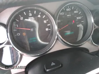 2007 Chevrolet Silverado 1500 1LT with VIN 1GCEC19087Z537839, listed as a Copart auction lot 49781855 with 121,981 mi miles and Salvage Title. Bid and sale history available at DreamBid. Image 9.
