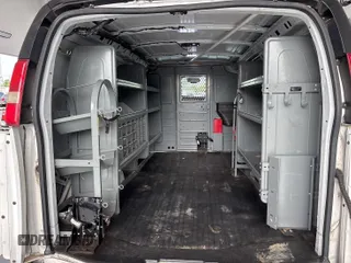 2016 Chevrolet Express Cargo with VIN 1GCWGAFF9G1172104, listed as a IAAI auction lot 42837161 with 120,500 mi miles and . Bid and sale history available at DreamBid. Image 14.