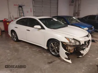 2014 Nissan Maxima 3.5 SV w/Premium Pkg with VIN 1N4AA5APXEC478724, listed as a IAAI auction lot 41335407 with 161,985 mi miles. Bid and sale history available at carsss.com. Image 1.