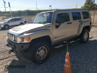 2007 Hummer H3 SUV with VIN 5GTDN13E178197183, listed as a Copart auction lot 70138664 with 254,603 mi miles and Clean Title. Bid and sale history available at carsss.com. Image 1.