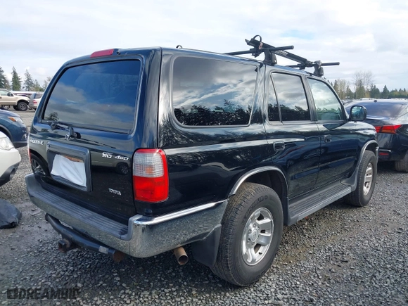 2000 Toyota 4Runner SR5 with VIN JT3HN86R1Y0322493, listed as a IAAI auction lot 41938857 with 121,124 mi miles. Bid and sale history available at carsss.com. Image 4.