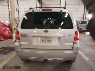 2006 Ford Escape Limited with VIN 1FMCU94116KA13194, listed as a IAAI auction lot 41276569 with 237,273 mi miles. Bid and sale history available at carsss.com. Image 16.