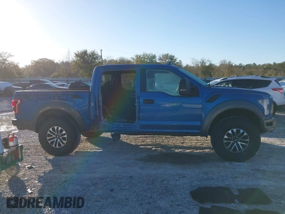 2020 Ford F-150 Raptor with VIN 1FTFW1RG6LFA91517, listed as a IAAI auction lot 41800990 with 112,535 mi miles and . Bid and sale history available at carsss.com. Image 14.