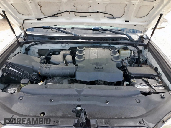 2011 Toyota 4Runner SR5 z VIN JTEZU5JR0B5027058, wystawiony jako Copart lot #58323505 z przebiegiem Nie podano mil oraz Szkoda całkowita • Salvage title. Historia ofert i sprzedaży dostępna na DreamBid. Obrazek 12.