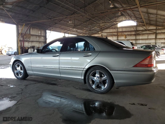 2006 Mercedes-Benz S-Class 3.7L with VIN WDBNF67J66A465888, listed as a Copart auction lot 82667354 with 108,841 mi miles and Clean Title. Bid and sale history available at carsss.com. Image 2.