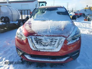 2019 Nissan Kicks SV with VIN 3N1CP5CU3KL482928, listed as a IAAI auction lot 41580205 with 43,944 mi miles. Bid and sale history available at carsss.com. Image 12.